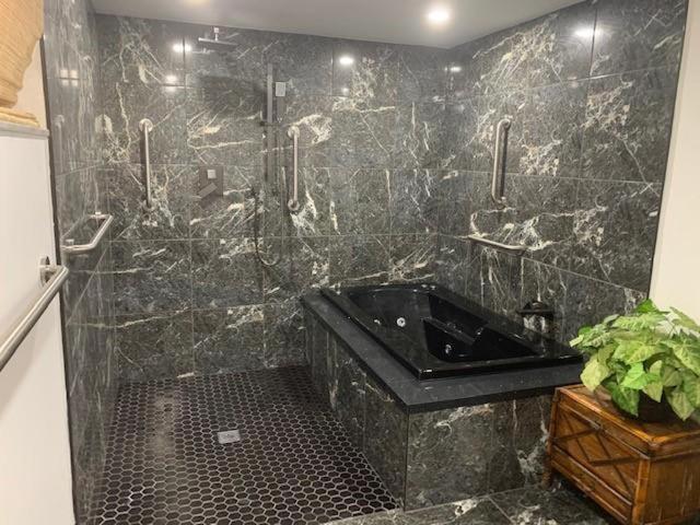 קי וסט Beautifully Renovated Summer Of 2020 Come And Enjoy This Lovely Unit מראה חיצוני תמונה