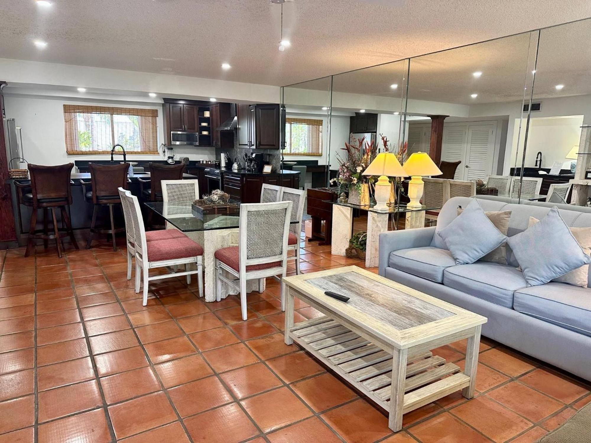 קי וסט Beautifully Renovated Summer Of 2020 Come And Enjoy This Lovely Unit מראה חיצוני תמונה