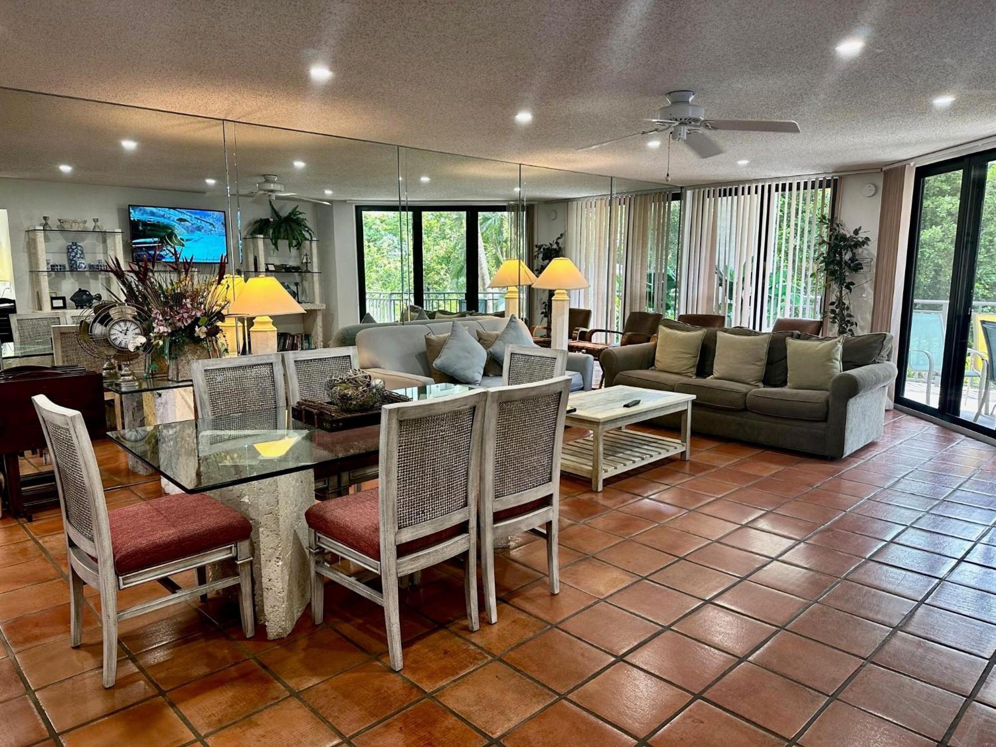 קי וסט Beautifully Renovated Summer Of 2020 Come And Enjoy This Lovely Unit מראה חיצוני תמונה
